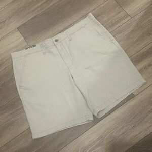 NWT Men’s Member’s Mark Everyday Stretch Flat Front Shorts 9” Inseam